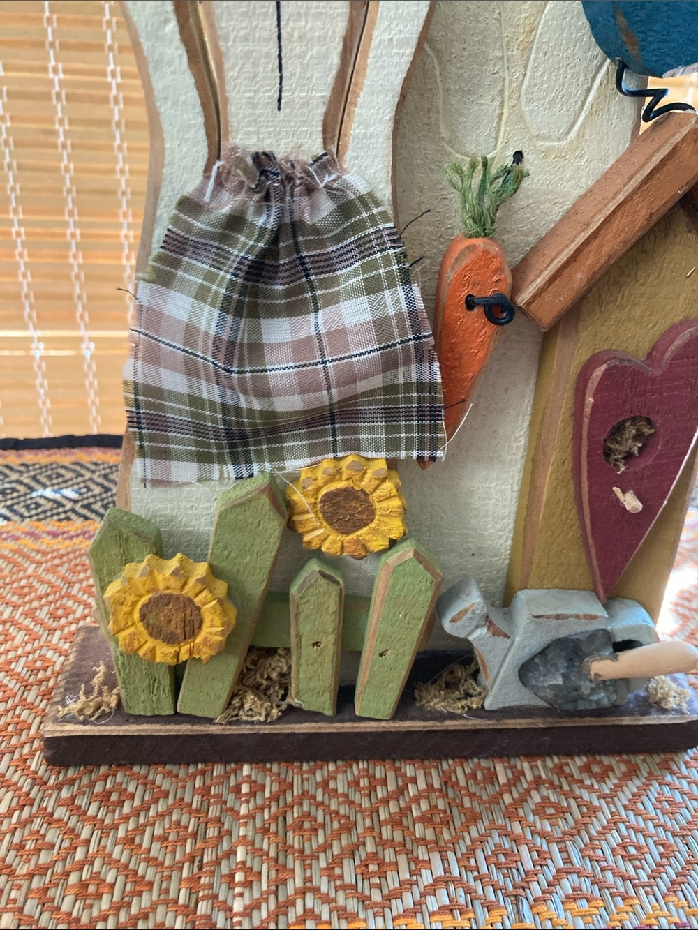 Country Folk Art Spring Rabbits - Picture 3 of 6